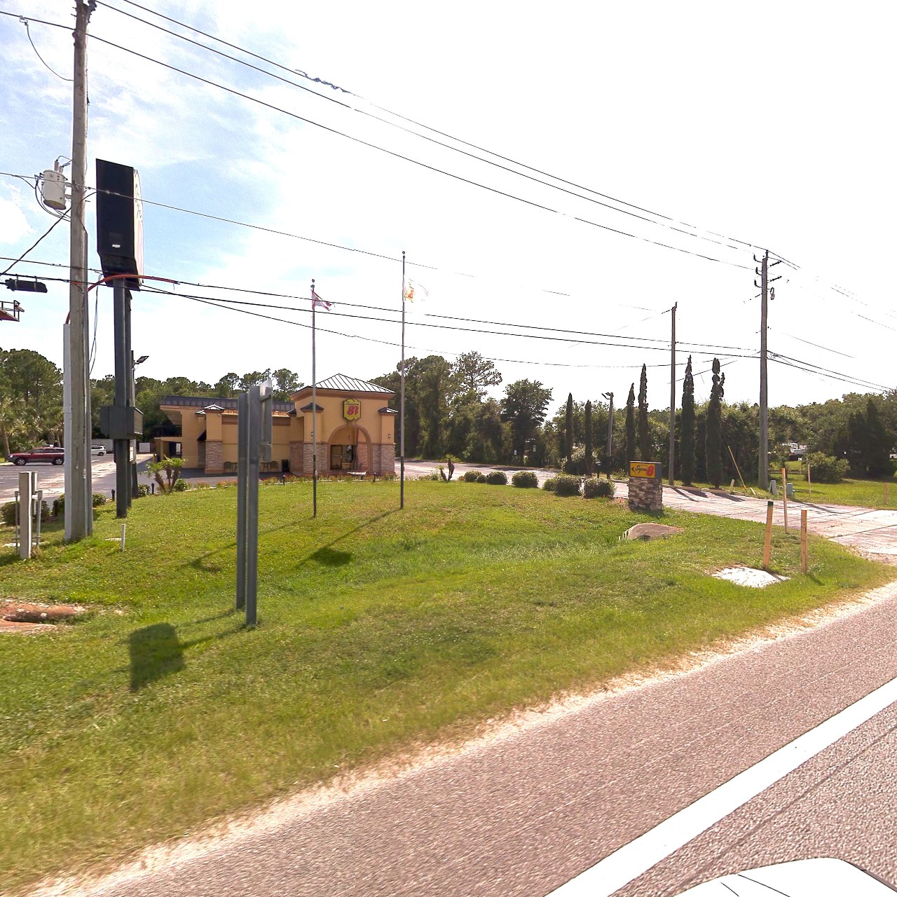 Roadside pole context